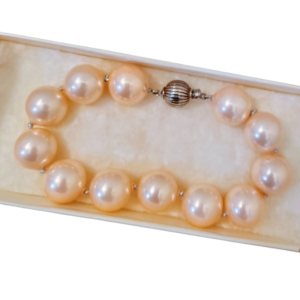 Vintage Lucoral Pink Pearl Bracelet